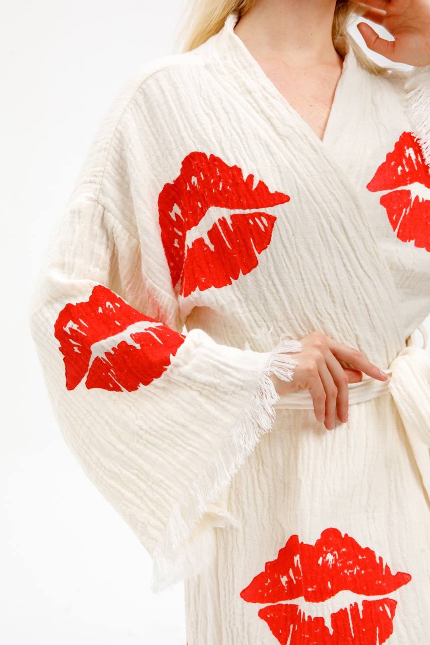 Love Kiss Robe