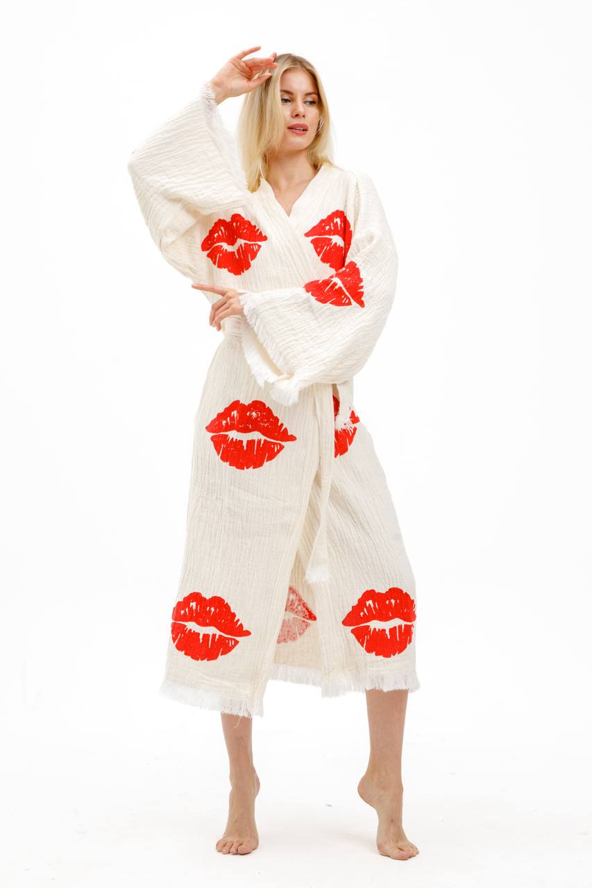 Love Kiss Robe